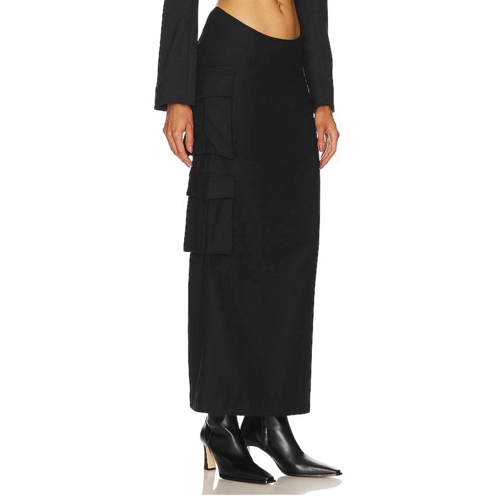 💕 AYA MUSE stok skirt in black, wool cargo pockets size M Revolve LA brand